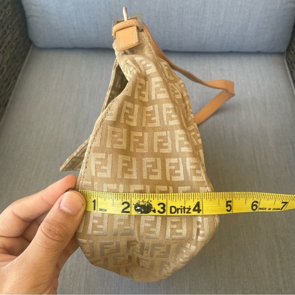 Fendi Mamma Baguette Fendi Zucca bag Tan flap bag purse nude bag - Picture 7 of 15